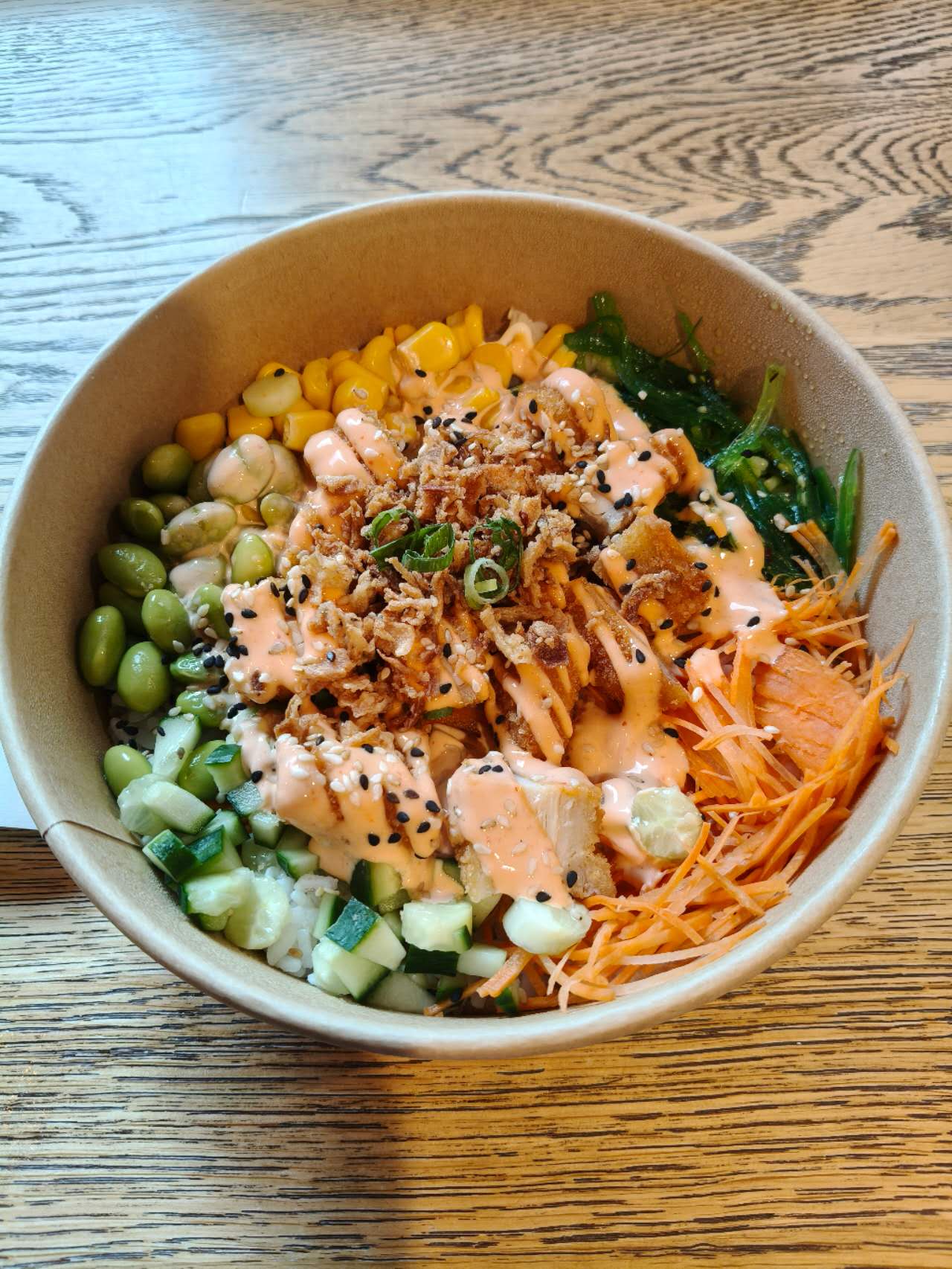 64. Kip pokébowl